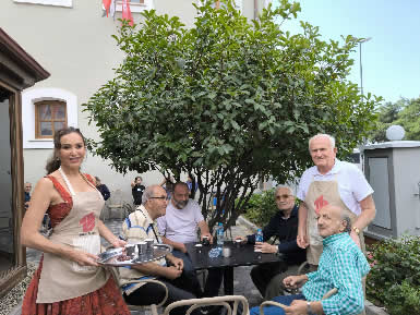 Dünya Şeker Tüketimine Dikkat Haftası’nda, Emeklilere Kahveler Türk Böbrek Vakfı’ndan